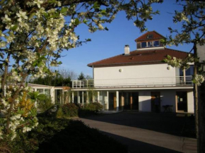 La Villa By Mama C-Gîte-Piscine-SPA
